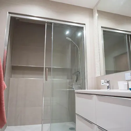 Apartment Au Coeur De Valence - Parking Gratuit *