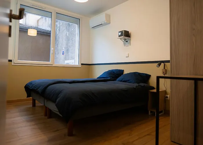 Au Coeur De - Parking Gratuit - Entierement Climatise Apartmán *